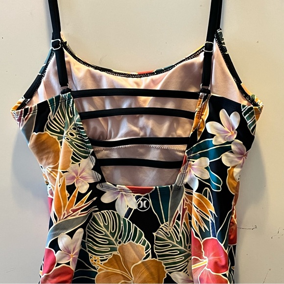 HURLEY BLACK MULTI ONE PC REMOVABLE CUPS UPF 50 SWIMSUIT size small - Picture 5 of 7